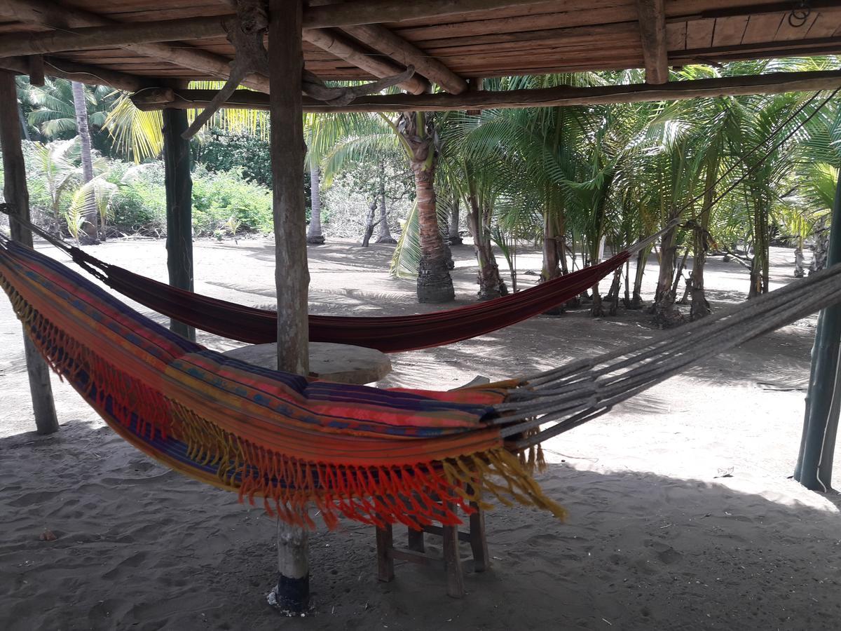 Hostal Pachamama Isla de Canas Exterior foto