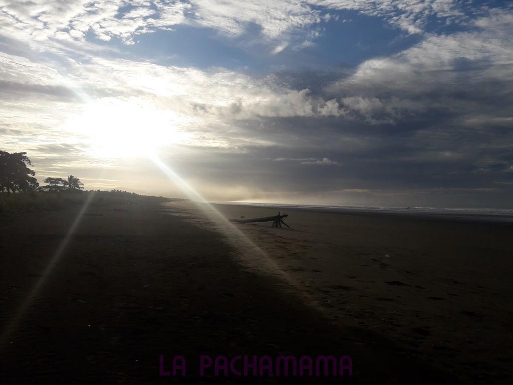 Hostal Pachamama Isla de Canas Exterior foto