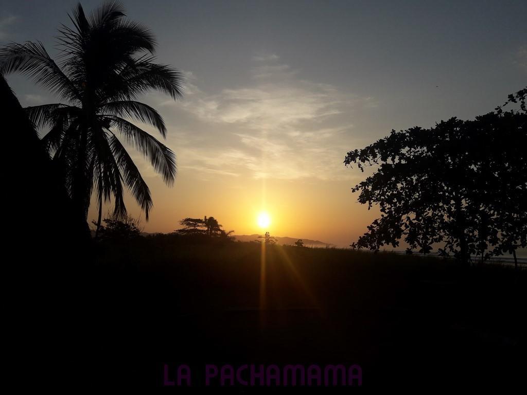 Hostal Pachamama Isla de Canas Exterior foto